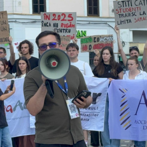 Video „Nu faceți ce vreți din noi”. Studenții amenință cu boicotul anului universitar. Ce le transmite, în replică, ministrul Educației