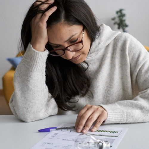 Vouchere de energie 2025: Cine poate primi sprijin financiar. Până la ce dată se depun cererile pentru facturile din iulie și august