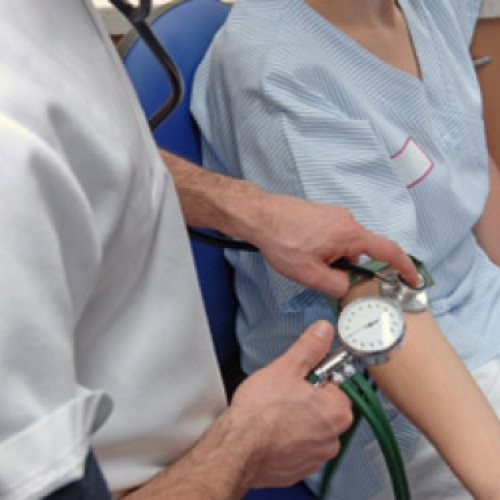 sectorul medical, considerat cel mai sigur în fața crizei financiare, conform unui sondaj eJobs