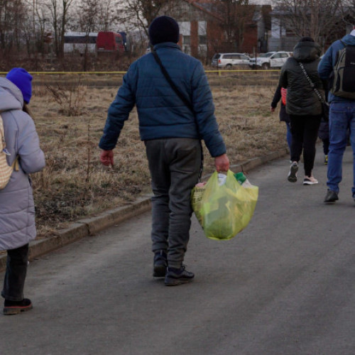 Peste 5.400 de ucraineni au trecut ilegal frontiera României în primele șapte luni ale anului 2025, anunță Poliția de Frontieră. Potrivit reprezentanților instituției, cifra este mai mică în comparație cu aceeași perioadă din anul trecut, atunci când au fost depistați peste 7.600 de cetățeni ucraineni care încercau să treacă fraudulos granița.
