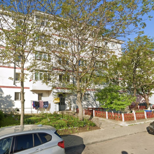 Trei apartamente din Botoșani, scoase la vânzare de o bancă