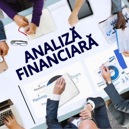 Leul românesc a câștigat teren în ultimele zile, susținut de decizia agenției Fitch de a menține ratingul suveran al țării la „BBB minus” cu perspectivă negativă, precum și de Hotărârea Băncii Naționale a României de a păstra rata de referință la 6,5%. În plus, intrările din partea fondurilor străine în piața valutară s-au intensificat, după ce acestea au fost evitate imediat după primul tur al alegerilor prezidențiale din luna mai, când experții internaționali recomandau vânzarea leului, anticipând un curs de până la 6 lei per euro.