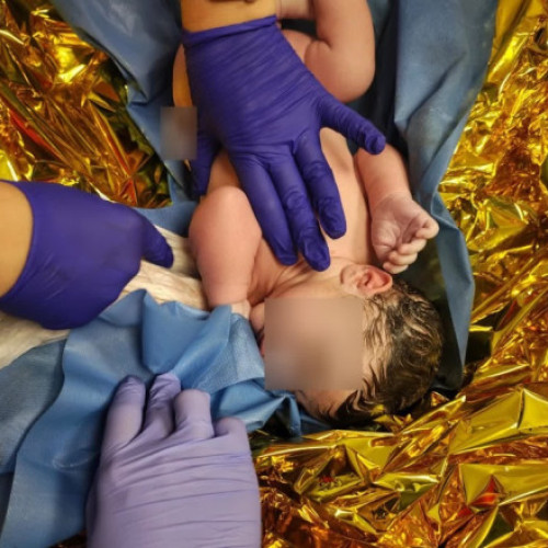 Bebeluş născut în ambulanța Serviciului de Ambulanță București-Ilfov