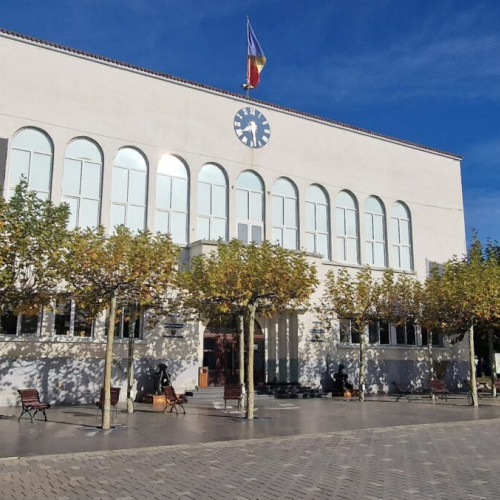 Proiect de reabilitare termică a blocurilor din Cernavoda atrage mai mulți operatori economici