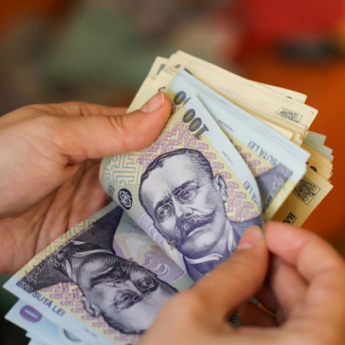 proiectul privind interzicerea cumulului pensiei cu salariul la stat va fi amanat