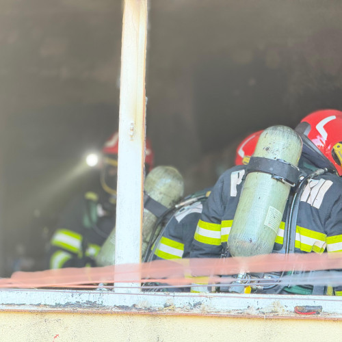 Incendiu la un bloc din Botoșani
