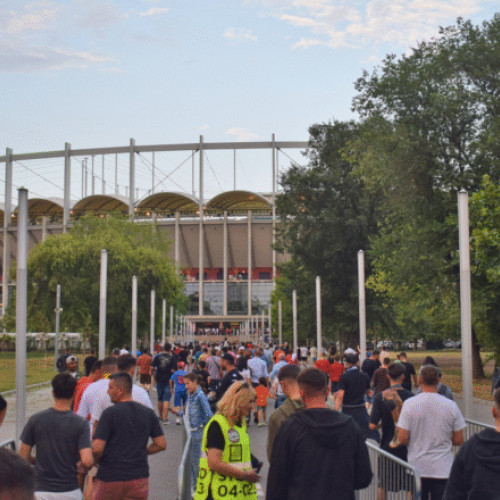 Program prelungit pentru liniile de transport din București pentru meciul FCSB - FC Aberdeen