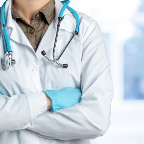 Patronatul medicilor specialiști și asociația medicilor de ambulator critică decizia guvernului