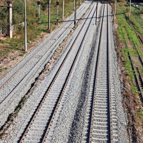 CFR SA renunță la suspendarea trenurilor operate de CFR Călători și Transferoviar