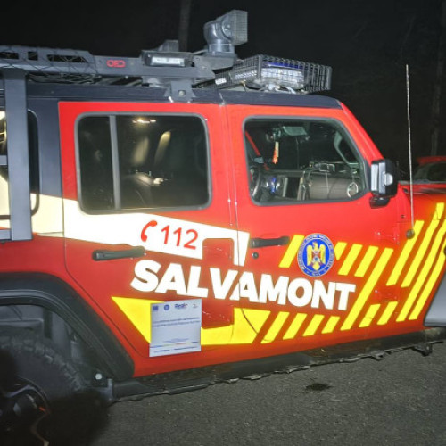 Trei persoane recuperate în siguranță după ce s-au pierdut pe munte în județul Vâlcea
