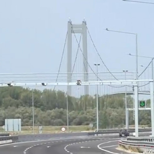 Podul suspendat Brăila-Tulcea primește camere de supraveghere; șoferii cer cântare pentru tonaj