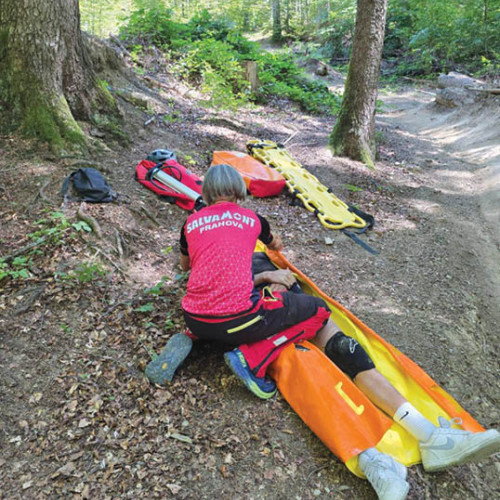 Atenție: Persoana cu inițialele V. S. apare în atenția publicației