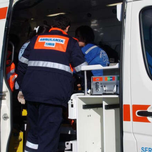 Accident grav pe DN6 între Sânnicolau Mare și Cenad, în această dimineață