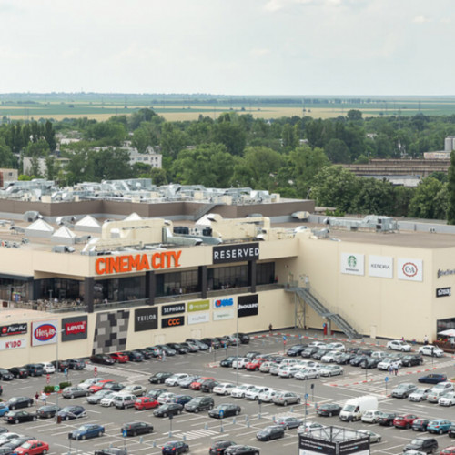 Creștere a veniturilor NEPI Rockcastle în prima jumătate a anului 2025