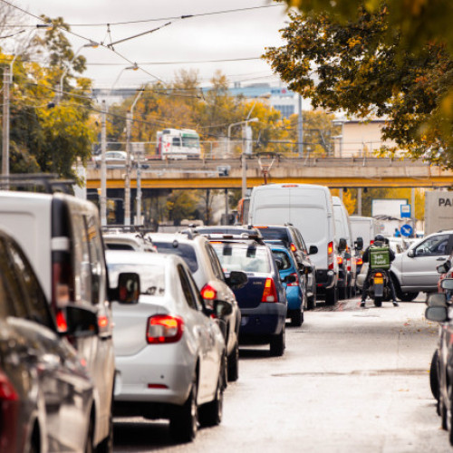 Trafic în București la începutul anului școlar: primarul interimar promite măsuri pentru fluidizarea circulației