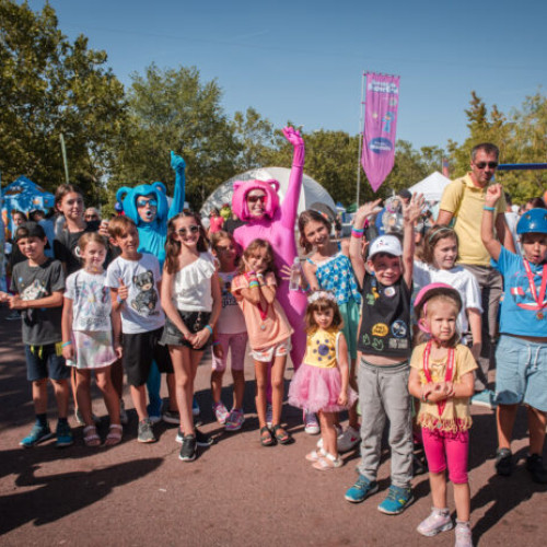 Itsy Bitsy școala de SuperEroi aduce distracție și pregătire pentru noul an școlar