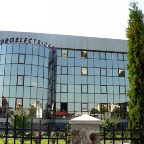 Hidroelectrica își menține oferta de 0,45 lei/kWh în septembrie, rămânând cel mai ieftin furnizor pentru populație