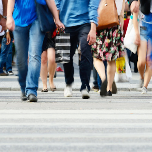 Mai puţini români cer un rol mai mare al UE în protejarea cetăţenilor