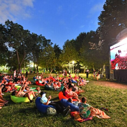 Primăria Sectorului 6 anunță ultimul weekend „Cinema sub stele” în Parcul Marin Preda