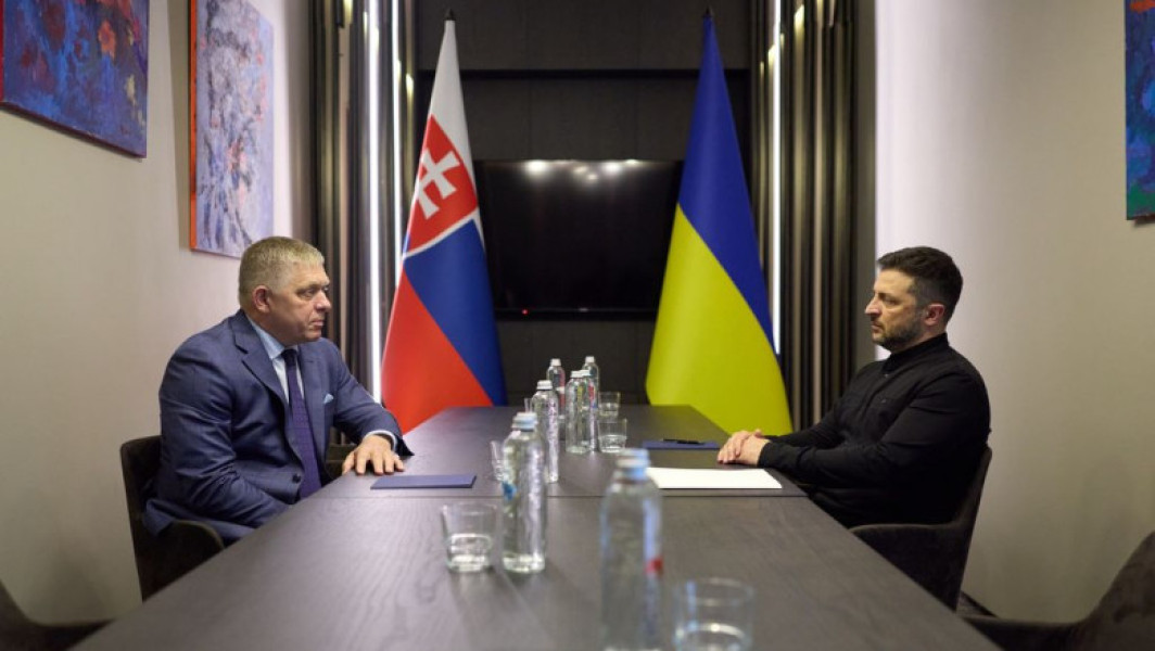 Zelenski și Fico discută despre independența energetică a Europei în contextul atacurilor asupra conductei Drujba