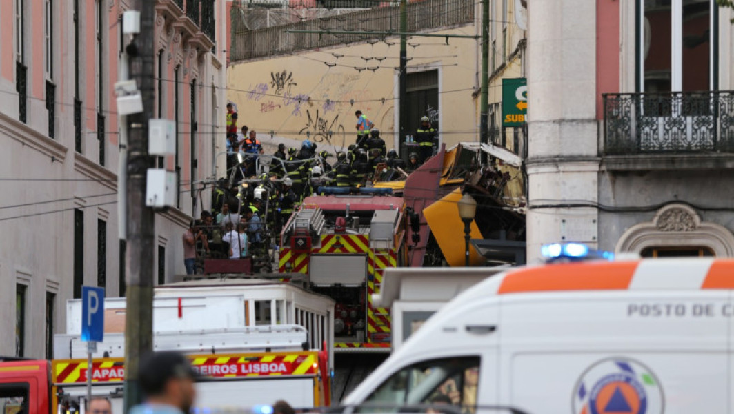 Autoritatea portugheză responsabilă cu investigarea accidentelor feroviare amână publicarea primelor constatări privind accidentul funicularului din Lisabona