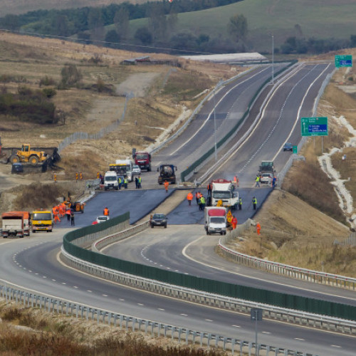 Lipsa banilor blochează proiectele de infrastructură pe A7 și în șantierele de la malul mării