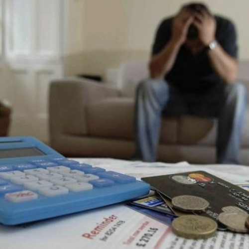 Clienții First Bank se pregătesc pentru fuziune cu Intesa Sanpaolo