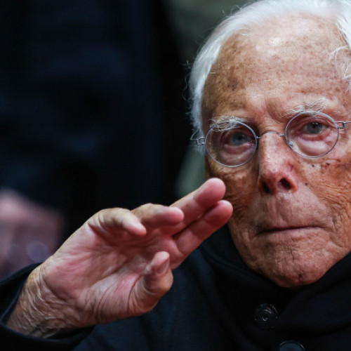 Renumitul designer italian Giorgio Armani a decedat