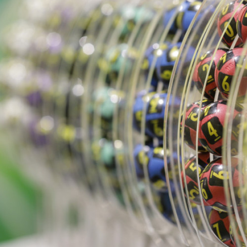 Premiu de 1,44 milioane de lei la Loto 5/40 și extrageri viitoare