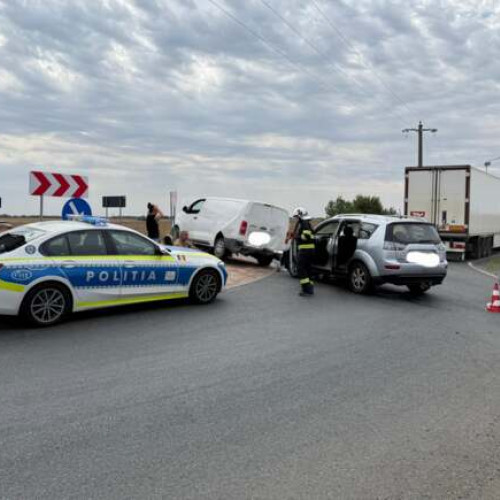 Accident rutier la Dudeștii Noi cu patru autoturisme și opt persoane