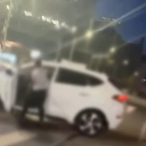 Violențe în trafic pe un bulevard din București, doi șoferi implicați