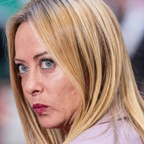 Meloni în New York cu fiica, între critici și explicații