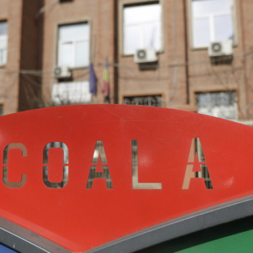 Ministerul Educației: cursurile s-au desfășurat normal în majoritatea unităților