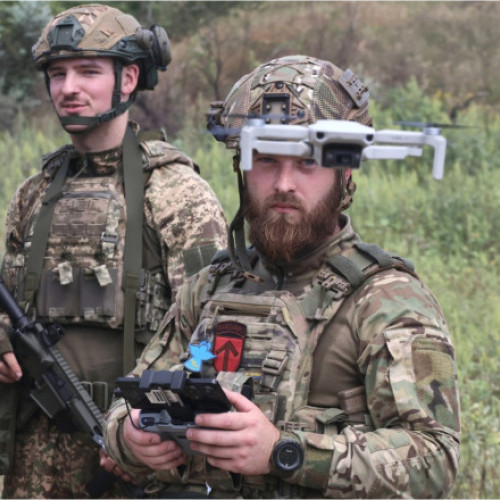 Fundațiile de crowdfunding din Ucraina sprijină unitățile de elită cu drone