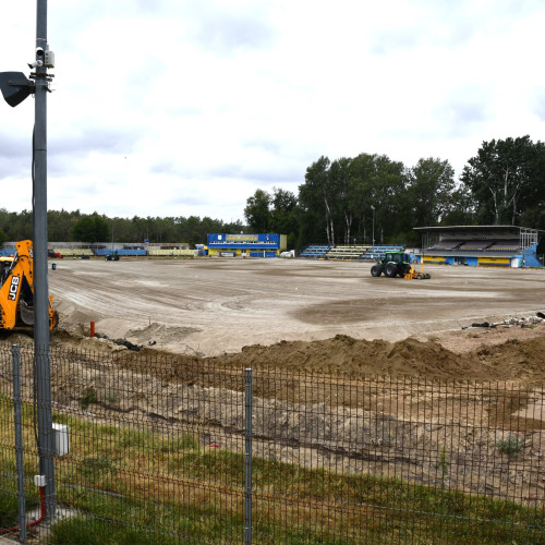 Stadionul Municipal Slobozia primește instalație de nocturnă și modernizări