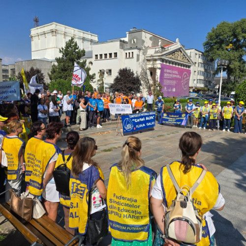 Proteste la Galați: sindicaliști cer demisia guvernului și avertizează asupra măsurilor de austeritate