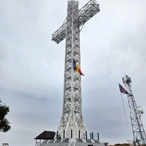 Cea mai mare cruce din Botoșani va fi sfințită la Ibănești