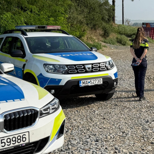 Polițiștii din Ștefănești verifică zeci de autovehicule și persoane în Botoșani