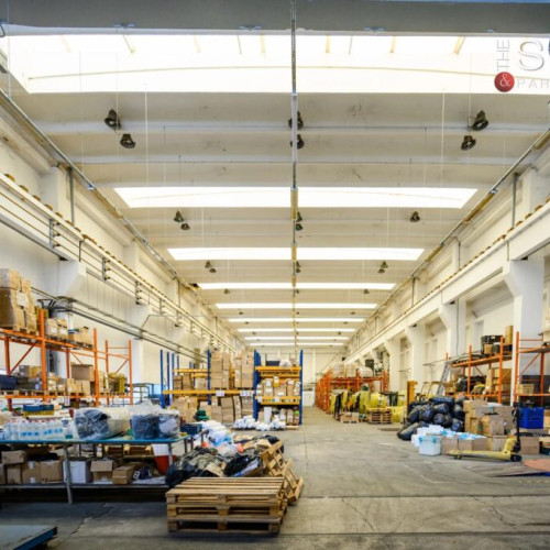 Fosta fabrică Benetton din Iași scoasă la vânzare prin licitație