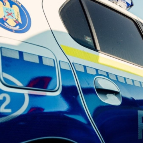 Un poliţist a fost dat în judecată de IPJ Caraş-Severin ca să plătească mașina de poliție cu care s-a răsturnat într-un pârâu