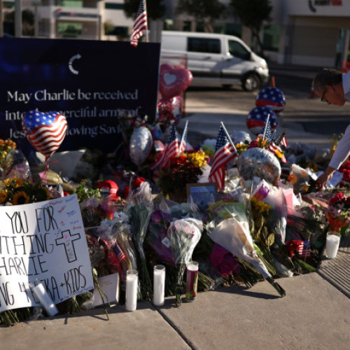 Cum creează Donald Trump un „cult al violenței” obsesiv în SUA și riscul ca acest lucru să ducă la un război civil