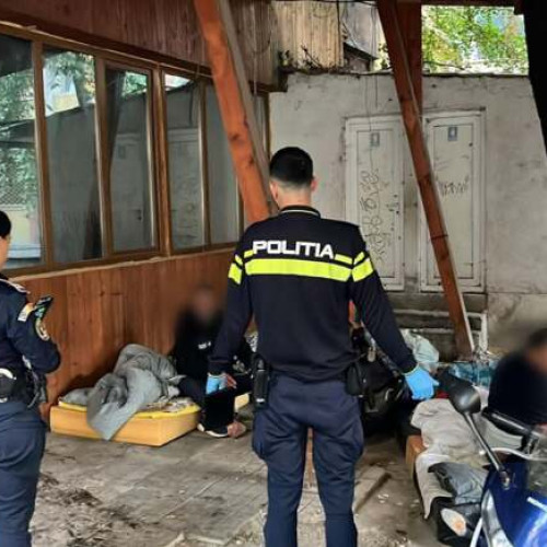 Femeie cercetată după ce și-a trimis copiii la cerșit în Complexul Studențesc