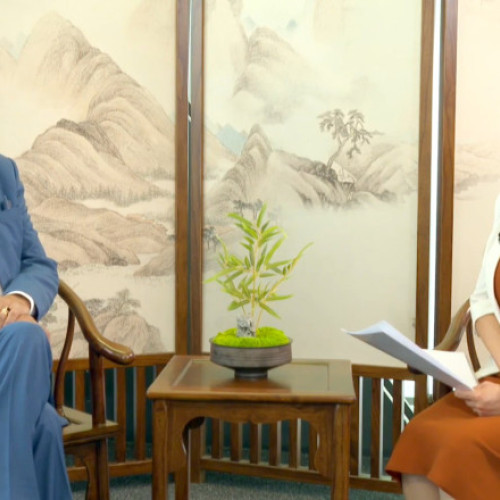 Adrian Năstase subliniază importanța relațiilor dintre România și China într-un interviu la Beijing