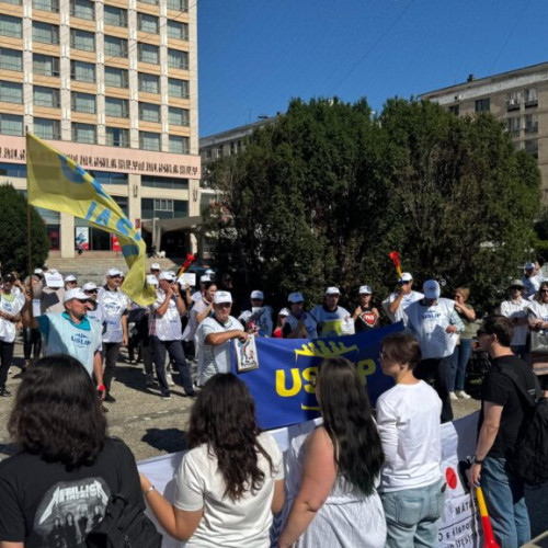 Professori din Iași protestează față de noile măsuri guvernamentale în educație