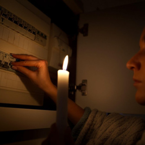 România negociază prelungirea funcționării centralelor pe cărbune pentru a evita criza energetică