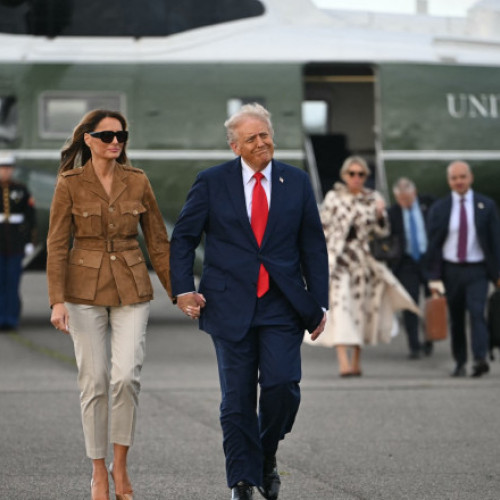 Trump și Melania transferați în alt elicopter după o defecțiune a Marine One în Marea Britanie