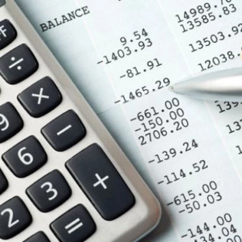 Sediul fostului CAP din Saucenița, scos la licitație de Primăria Văculești