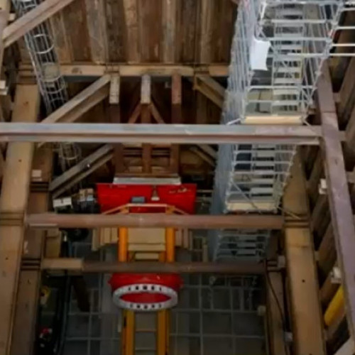 Începutul forajului pentru microtunelul de gaze de pe plaja Tuzla