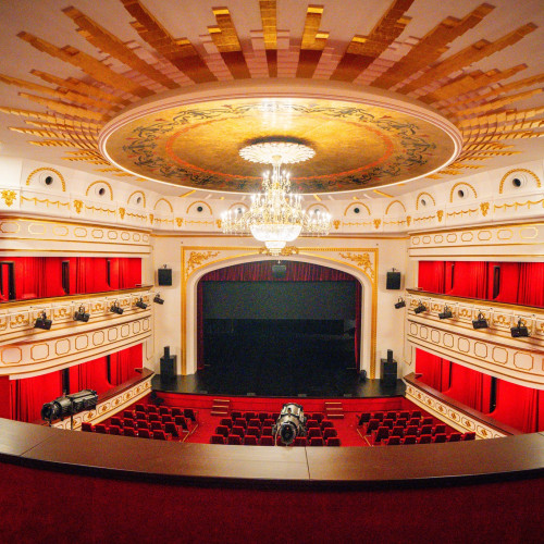 Teatrul „Mihai Eminescu” Botoșani anunță programul spectacolelor din octombrie