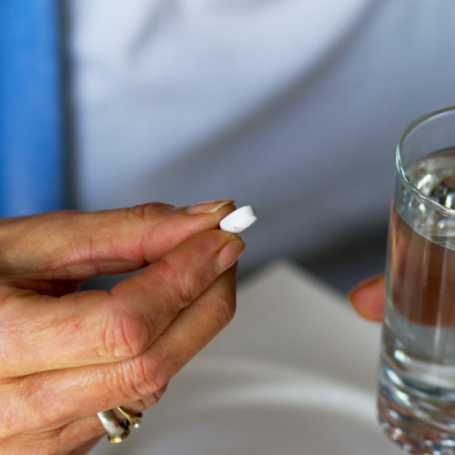 Beta-blocantele, medicamente cardiace folosite pentru reducerea anxietății la vedete